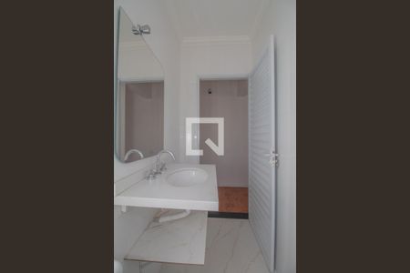 Lavabo de casa para alugar com 2 quartos, 80m² em Parque Sao Rafael, São Paulo