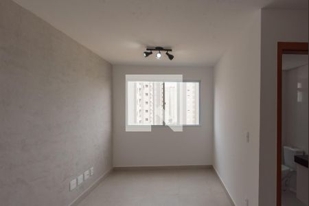 Sala de apartamento à venda com 2 quartos, 55m² em Parque Industrial, Campinas