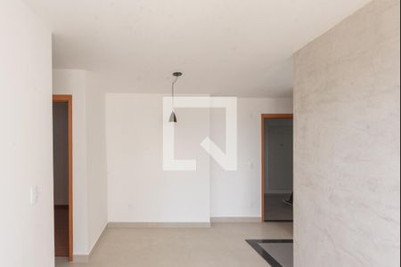 Sala de apartamento à venda com 2 quartos, 55m² em Parque Industrial, Campinas