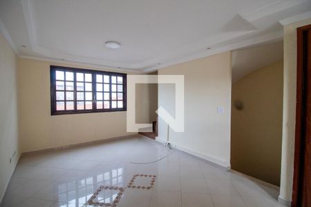 Sala de casa de condomínio para alugar com 2 quartos, 100m² em Raposo Tavares, São Paulo