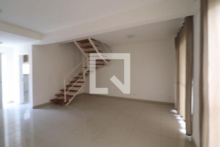 Sala de casa de condomínio à venda com 3 quartos, 87m² em Engordadouro, Jundiaí