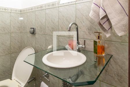 Lavabo de casa à venda com 3 quartos, 200m² em Vila Antonina, São Paulo