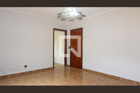 Quarto 1 de casa para alugar com 6 quartos, 400m² em Vila Lucia, São Paulo