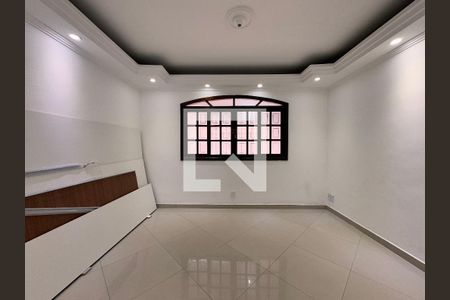 Sala de casa para alugar com 3 quartos, 188m² em Jardim Monte Libano, Santo André