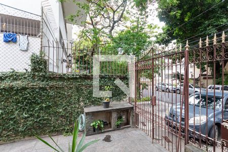 Sala Vista  de casa à venda com 3 quartos, 251m² em Grajaú, Rio de Janeiro