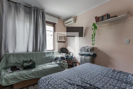 Quarto 1 de apartamento à venda com 2 quartos, 67m² em São João, Porto Alegre