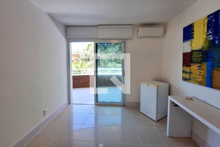 Suíte 1 de apartamento para alugar com 2 quartos, 130m² em Camboinhas, Niterói