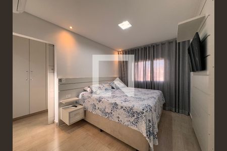 Suite de casa à venda com 4 quartos, 253m² em Vila Pires, Santo André