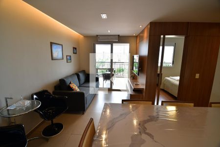 Sala de apartamento para alugar com 2 quartos, 62m² em Taquaral, Campinas