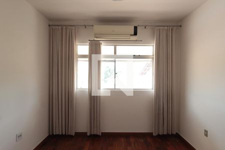 Sala de apartamento à venda com 3 quartos, 95m² em Santa Amelia, Belo Horizonte