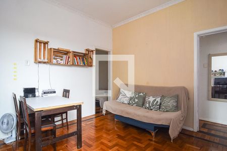 Sala de apartamento à venda com 2 quartos, 65m² em Icaraí, Niterói