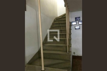 Casa à venda com 4 quartos, 210m² em Vila Dom Pedro I, São Paulo