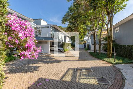 Casa à venda com 4 quartos, 254m² em Santo Amaro, São Paulo