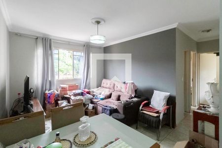 Sala de apartamento para alugar com 3 quartos, 64m² em Guarani, Belo Horizonte