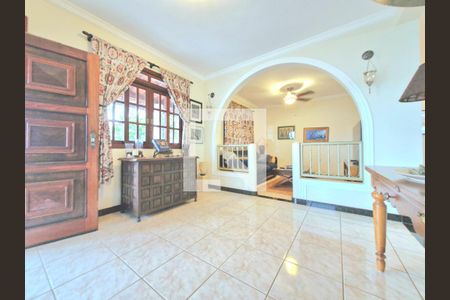 Sala de casa à venda com 5 quartos, 235m² em Várzea, Lagoa Santa