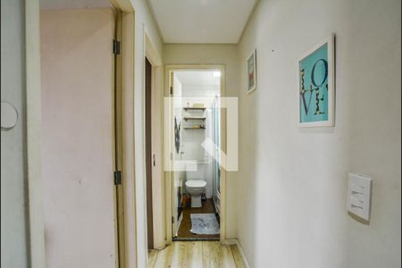 Corredor de apartamento à venda com 2 quartos, 41m² em Jardim Utinga, Santo André