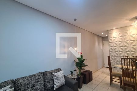 Sala de apartamento para alugar com 3 quartos, 72m² em Vila Bancaria, São Paulo