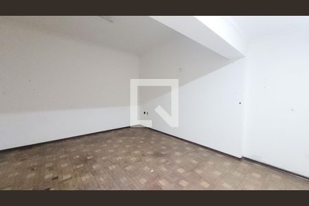 Sala de casa para alugar com 3 quartos, 308m² em Taquaral, Campinas