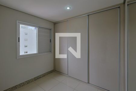 Quarto 1 de apartamento à venda com 3 quartos, 136m² em Sagrada Família, Belo Horizonte