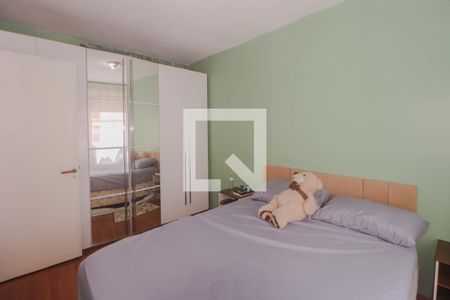 Quarto de apartamento à venda com 1 quarto, 58m² em Humaitá, Porto Alegre