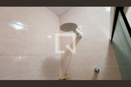 Casa à venda com 180m², 2 quartos e 4 vagas Casa à venda com 180m², 2 quartos e 4 vagasBanheiro da Suíte