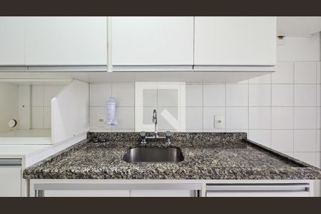 Cozinha de apartamento para alugar com 3 quartos, 73m² em Jardim Umuarama, São Paulo