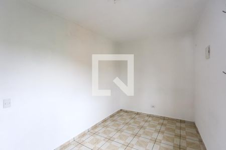 quarto  de casa para alugar com 1 quarto, 25m² em Parque Pinheiros, Taboão da Serra