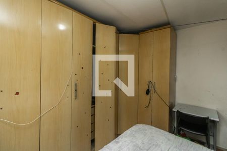 Quarto 1 de apartamento para alugar com 2 quartos, 57m² em Conjunto Residencial José Bonifácio, São Paulo