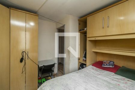 Quarto 1 de apartamento para alugar com 2 quartos, 57m² em Conjunto Residencial José Bonifácio, São Paulo