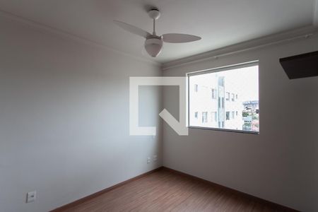 Suíte de apartamento à venda com 3 quartos, 75m² em Letícia, Belo Horizonte