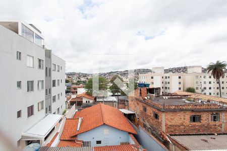 Vista da Suíte de apartamento à venda com 3 quartos, 75m² em Letícia, Belo Horizonte