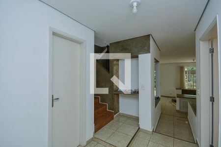 Sala 1 de casa para alugar com 3 quartos, 280m² em Interlagos, São Paulo