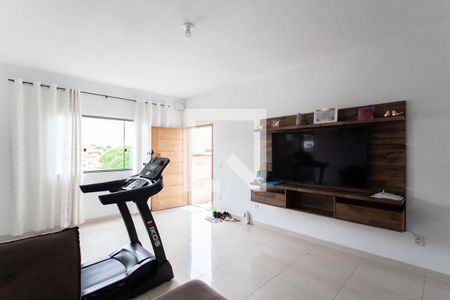 Sala de casa à venda com 3 quartos, 380m² em Jaqueline, Belo Horizonte