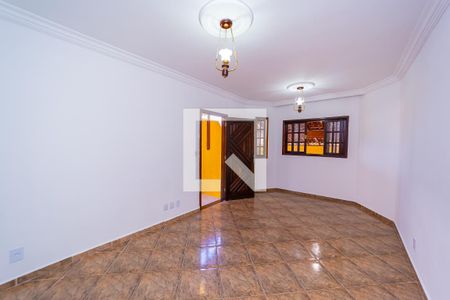 Sala de casa para alugar com 4 quartos, 130m² em Cangaiba, São Paulo