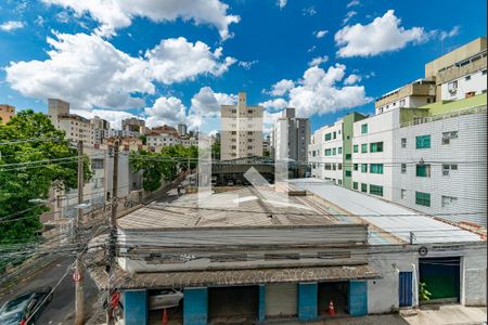 Sala de apartamento à venda com 2 quartos, 74m² em Padre Eustáquio, Belo Horizonte