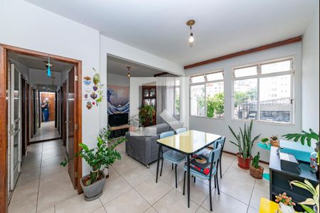 Sala de apartamento à venda com 2 quartos, 74m² em Padre Eustáquio, Belo Horizonte