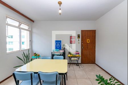 Sala de apartamento à venda com 2 quartos, 74m² em Padre Eustáquio, Belo Horizonte