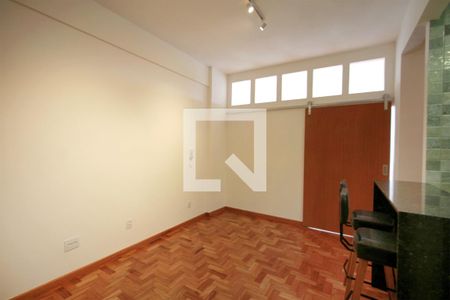 Sala de apartamento para alugar com 2 quartos, 45m² em Centro, Belo Horizonte