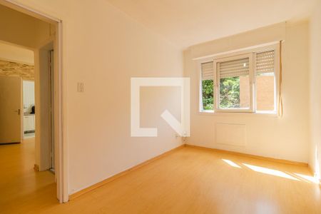 Quarto de apartamento à venda com 1 quarto, 54m² em Nonoai, Porto Alegre