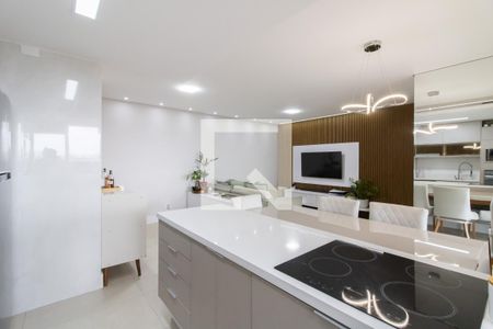 Cozinha de apartamento à venda com 3 quartos, 99m² em Vila Galvão, Guarulhos