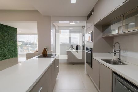 Cozinha de apartamento à venda com 3 quartos, 99m² em Vila Galvão, Guarulhos