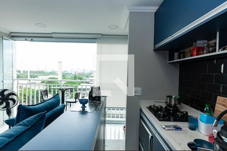 Cozinha de apartamento à venda com 2 quartos, 46m² em Parque Industrial Tomas Edson, São Paulo