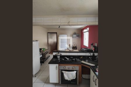 Cozinha de casa para alugar com 3 quartos, 125m² em Jardim Helga, São Paulo