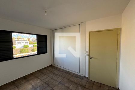 Dormitório 01 de apartamento para alugar com 2 quartos, 60m² em Residencial E Comercial Palmares, Ribeirão Preto