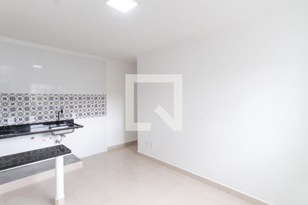 Sala   de apartamento à venda com 2 quartos, 37m² em Parque Vitoria, São Paulo