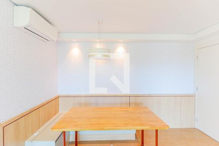 Sala de apartamento à venda com 2 quartos, 67m² em Santo Amaro, São Paulo