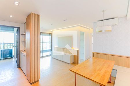 Sala de apartamento à venda com 2 quartos, 67m² em Santo Amaro, São Paulo