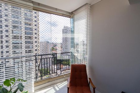 Sala de apartamento à venda com 3 quartos, 84m² em Vila Romana, São Paulo