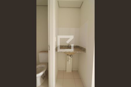 Banheiro  de kitnet/studio para alugar com 1 quarto, 22m² em Iguatemi, Ribeirão Preto