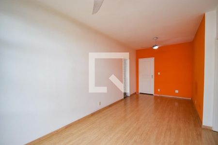 Sala de apartamento à venda com 3 quartos, 66m² em Todos Os Santos, Rio de Janeiro